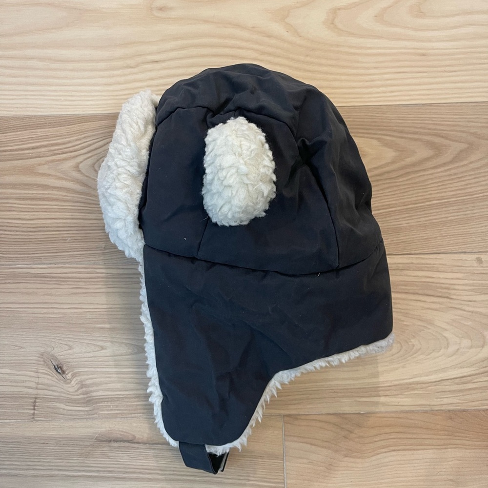 7AM Enfant Cozy Black and Cream Kids Winter Hat
